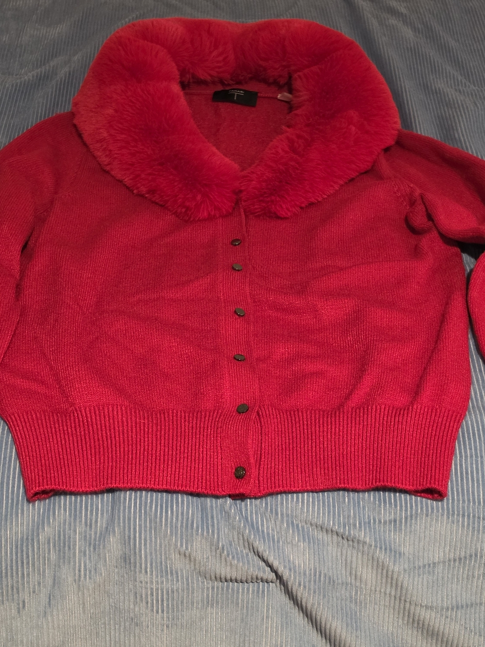 Luxury Red Faux-Fur Collar Button-Up Sweater